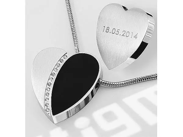 🖼 113514-1-eleganter-herz-anhaenger-mit-i.jpg | fotogeschenkideen.de 🎀 Geschenke mit eigenem Foto, Motiv o. Text Bild von eleganter herz anhaenger mit ijpg | fotogeschenkideende 🎀 Geschenke mit eigenem Foto Motiv o Text
