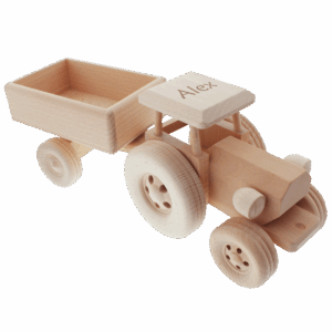 Traktor aus Holz mit Namens-Gravur