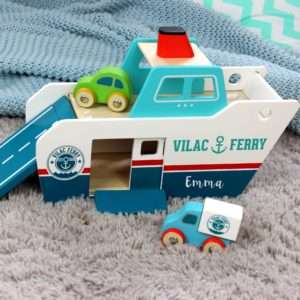 Personalisierbare Holz-Autofähre