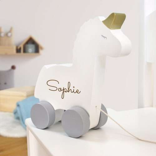 Nachziehtier Einhorn aus Holz mit Personalisierung