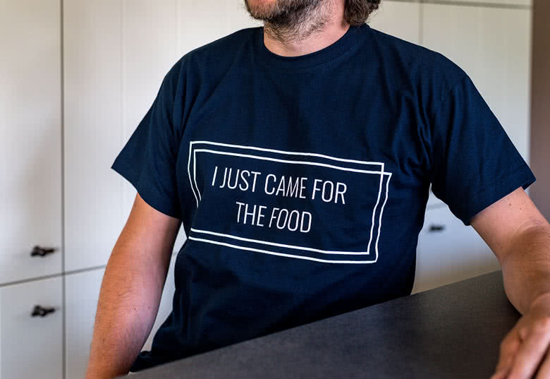 Bild von   t shirt dunkelblau rueckseitejpg | fotogeschenkideende 🎀 Geschenke mit eigenem Foto Motiv o Text