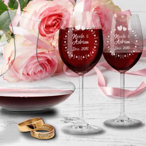 Geschenk-Set zur Hochzeit mit Gravur: Rotweingläser und Dekanter...
