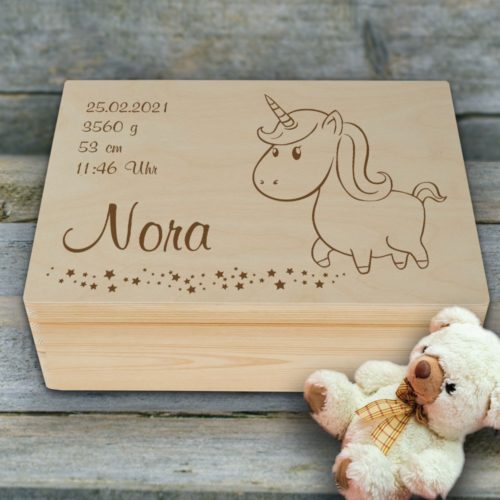 Erinnerungskiste graviert zur Geburt Einhorn