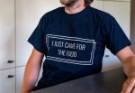 Bild von   t shirt dunkelblau ljpg | fotogeschenkideende 🎀 Geschenke mit eigenem Foto Motiv o Text