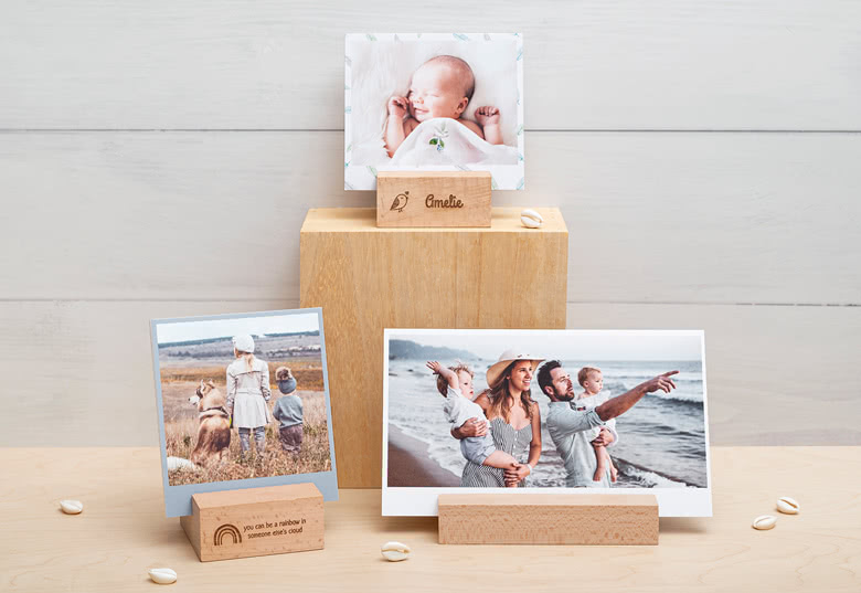 Bild von   fotos im holzaufsteller panorajpg | fotogeschenkideende 🎀 Geschenke mit eigenem Foto Motiv o Text