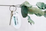 Bild von   foto schluesselanhaenger ovaljpg | fotogeschenkideende 🎀 Geschenke mit eigenem Foto Motiv o Text