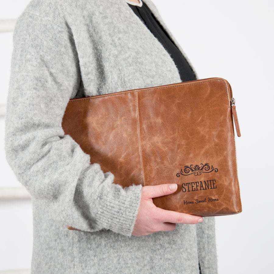 Bild von   laptoptasche leder braun jpg | fotogeschenkideende 🎀 Geschenke mit eigenem Foto Motiv o Text