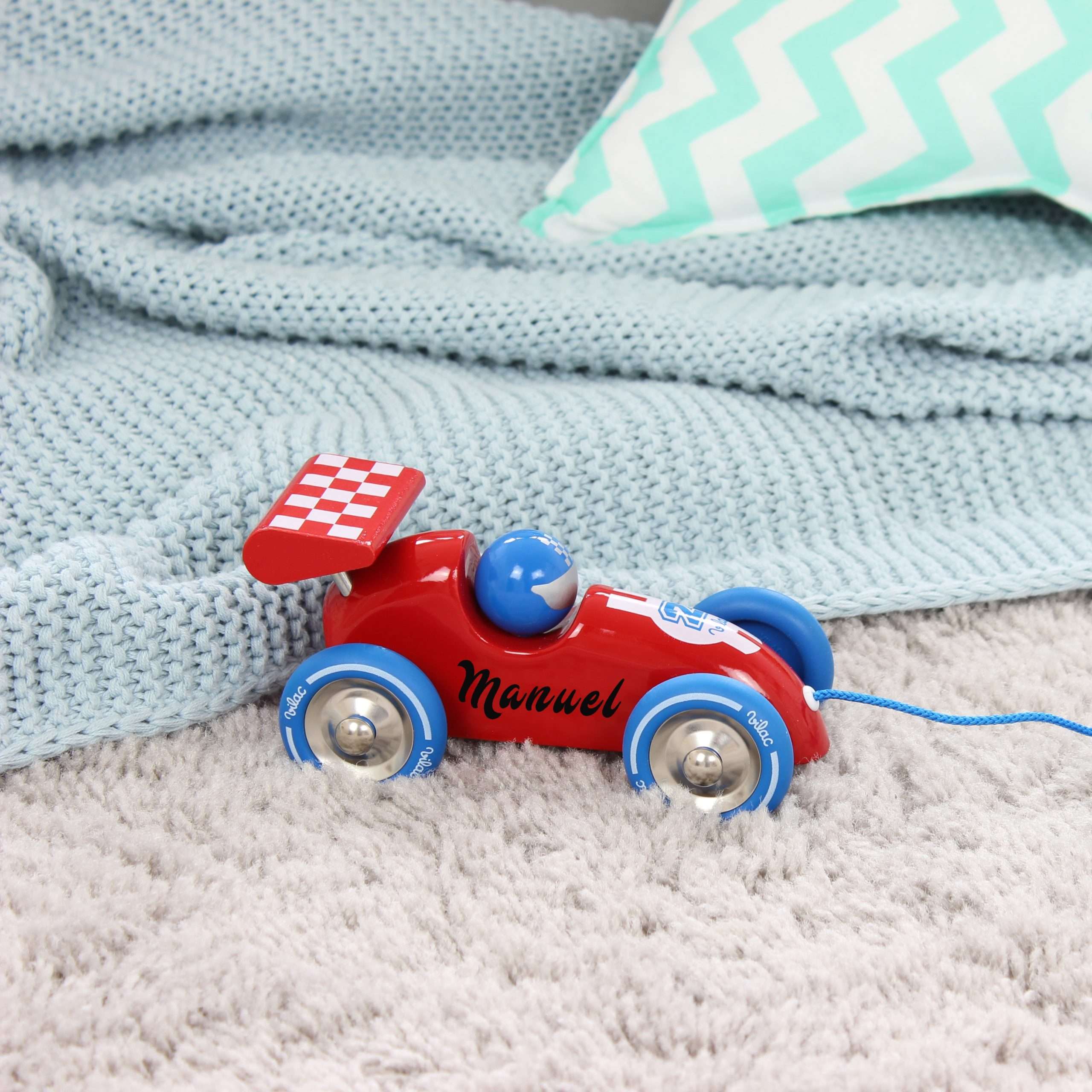 Bild von   rennauto zum nachziehen aus hojpg | fotogeschenkideende 🎀 Geschenke mit eigenem Foto Motiv o Text
