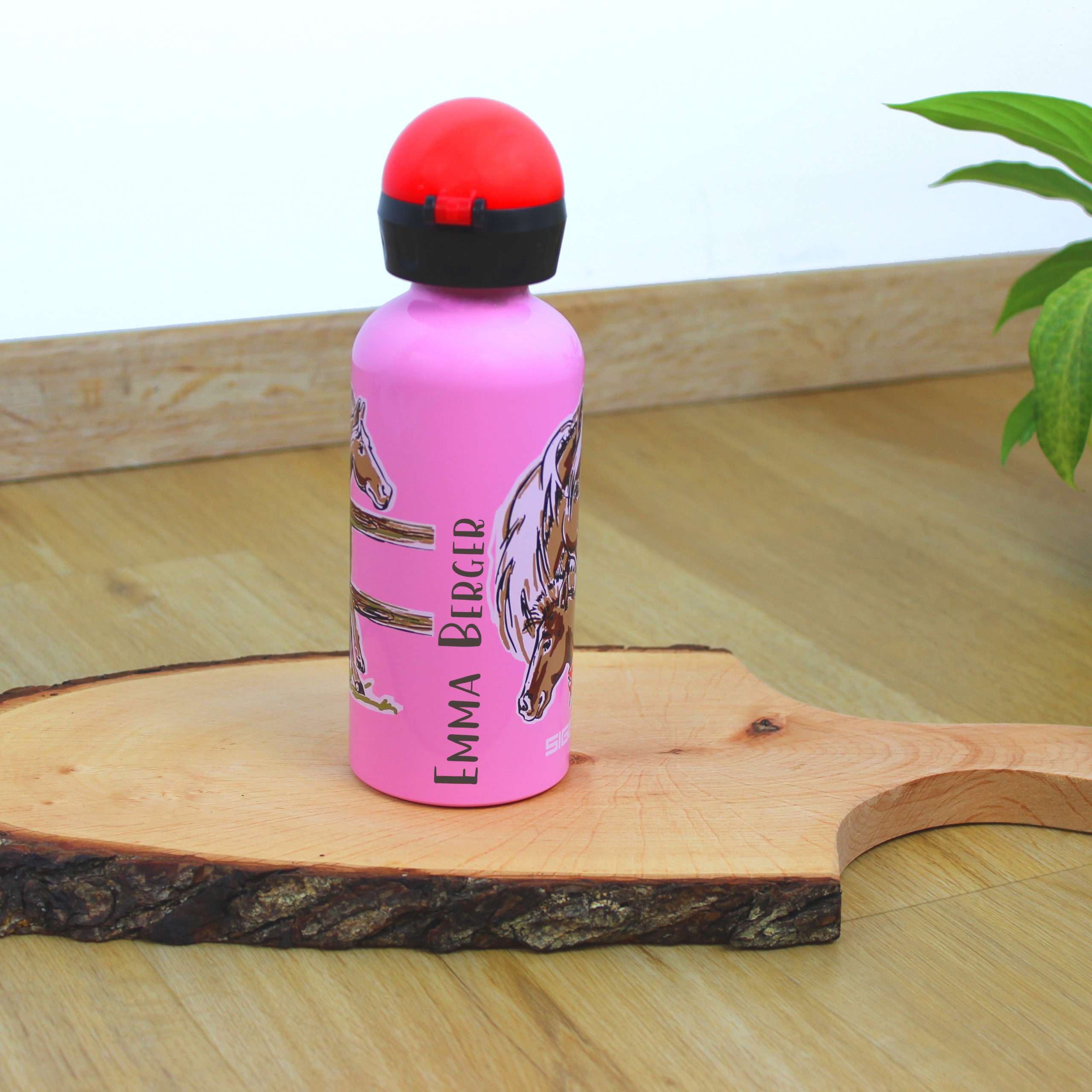 Bild von   sigg trinkflasche mit namensgrjpg | fotogeschenkideende 🎀 Geschenke mit eigenem Foto Motiv o Text