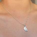 Bild von   babyfu kette er silber mitjpg | fotogeschenkideende 🎀 Geschenke mit eigenem Foto Motiv o Text