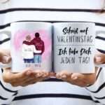 Bild von   paerchen mit hoodies personajpg | fotogeschenkideende 🎀 Geschenke mit eigenem Foto Motiv o Text