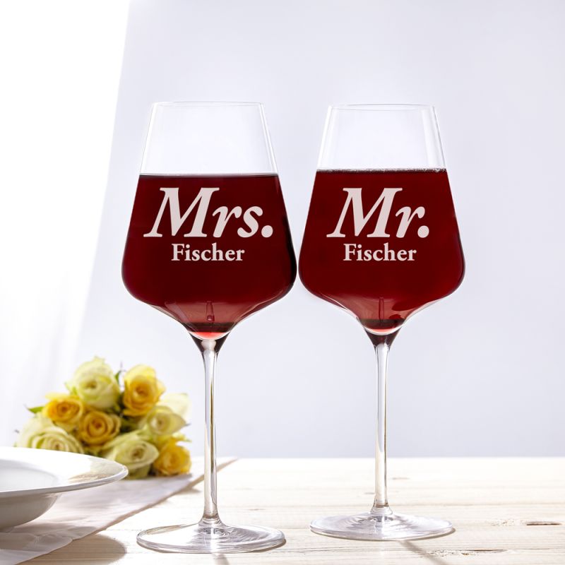 Weinglas mit Gravur - Mr & Mrs - Personalisiert - 2er Set