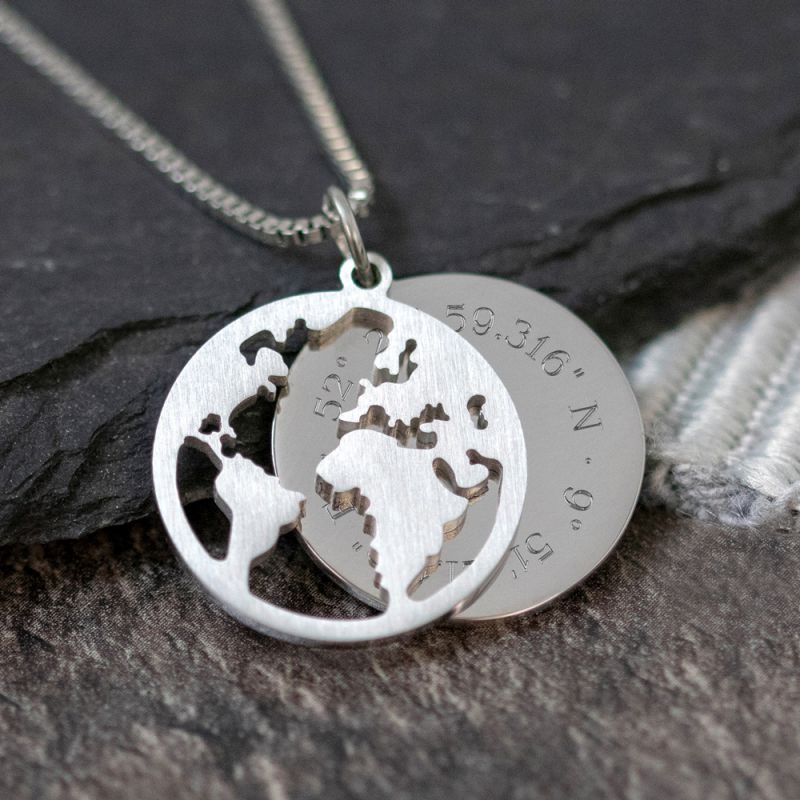 Bild von   halskette mit gravur globusjpg | fotogeschenkideende 🎀 Geschenke mit eigenem Foto Motiv o Text