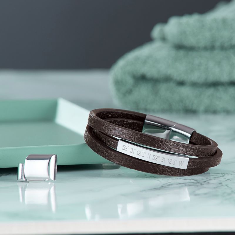 Bild von   herrenarmband mit gravur ledjpg | fotogeschenkideende 🎀 Geschenke mit eigenem Foto Motiv o Text