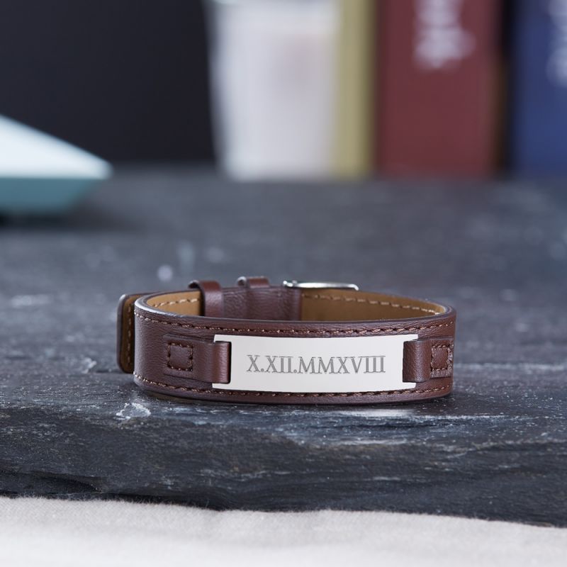 Bild von   braunes lederarmband mit gravujpg | fotogeschenkideende 🎀 Geschenke mit eigenem Foto Motiv o Text