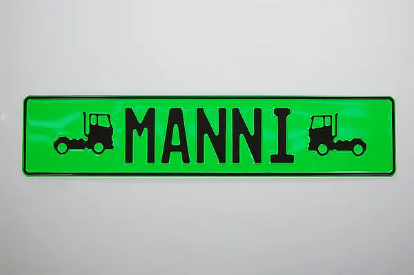 🖼 112585-1-lkw-namensschild-neongruen-mit.jpg | fotogeschenkideen.de 🎀 Geschenke mit eigenem Foto, Motiv o. Text Bild von lkw namensschild neongruen mitjpg | fotogeschenkideende 🎀 Geschenke mit eigenem Foto Motiv o Text