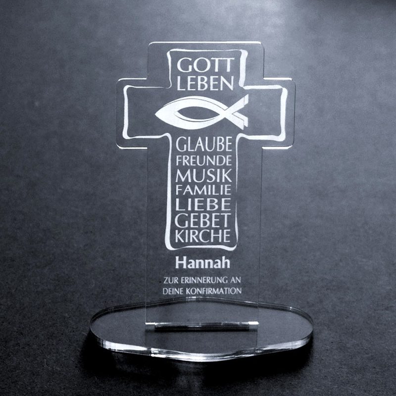 Bild von   acryl kreuz mit deiner namensgjpg | fotogeschenkideende 🎀 Geschenke mit eigenem Foto Motiv o Text