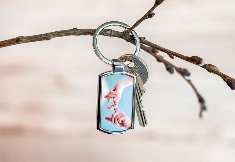 Bild von   schluesselanhaengerjpg | fotogeschenkideende 🎀 Geschenke mit eigenem Foto Motiv o Text